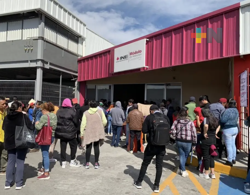 Diariamente acudieron más de mil personas a módulos del INE a realizar trámites por credencial de elector